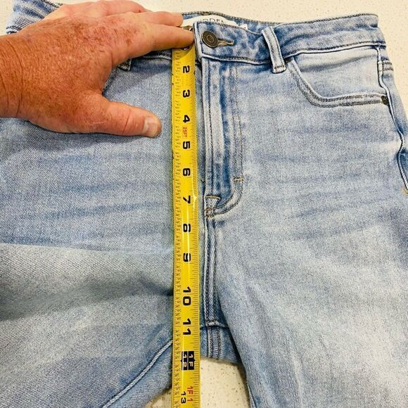 Hidden LA 27x26 High Rise Crop Flare Jeans Distressed Fray Hem Stretch - Picture 7 of 11